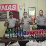 Ratusan Botol Miras Diamankan Polisi Saat Operasi Cipkon di Septi