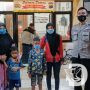Anak Dibawah Umur Tersesat, Orang Tua Kandung Jemput di Polsek Manyar Gresik