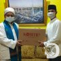 Cegah Sebaran Covid-19, Wadirkrimsus Polda Jatim Donasi Masker di Ponpes Mojokerto