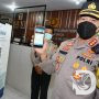 Scan QR-Code PeduliLindungi, Kapolrestabes Surabaya Terapkan di Polsek Jajaran