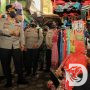 Kapolda Jatim Apresiasi Aiptu Sumilak, Mantri Pasar Mojokerto Teladani Sistem Sosial Kondusif