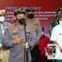 Kapolri Kukuhkan Bankamda dan Sipandu Beradat, Jaga Kekayaan Desa Adat di Bali