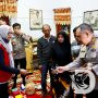 Biddokkes RS Bhayangkara Polda Jatim Turunkan Dokter Spesialis Mata dan Bedah untuk Korban Kanjuruhan