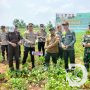 Kadivre Jatim Lakukan Penanaman Pohon Bersama Kapolres Bojonegoro