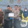Kapolres Gresik Diganjar Penghargaan, Berkontribusi di Porprov Jatim 2022