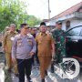 Bupati Tinjau Korban Bencana Puting Beliung Didampingi Kapolres Gresik