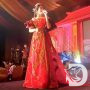 Imlek 2023 di Mercure Surabaya Grand Mirama, Helen Huang Berbalut Busana Cheongsam Full Fayet