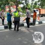 Polisi Respon Cepat Tangani Lakalantas di Kedung Cowek Surabaya