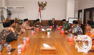 Bakesbangpol Jatim menggelar audiensi bersama Ketua DPW LDII