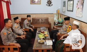 Kapolres Tulungagung AKBP Teuku Arsya Khadafi silaturahmi ke Ketua MUI