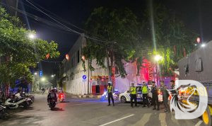 Personil Polres Pelabuhan Tanjung Perak gelar patroli skala besar