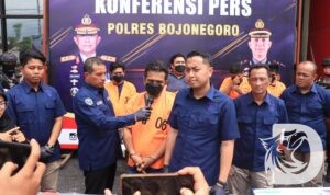 Satreskrim Polres Bojonegoro ringkus oknum wartawan beserta barang buktinya