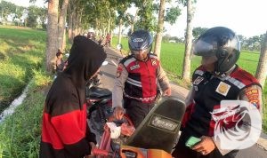 Satsamapta Polres Lumajang gelar patroli antisipasi balap liar