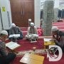 Patroli Sholat Tarawih di Masjid, Polres Gresik Pastikan Ibadah Aman dan Lancar