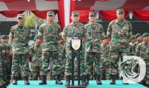 Pangdam V Brawijaya Mayjen TNI Rafael Granada Baay buka Bazar Ramadhan