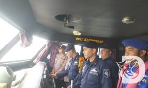 Patroli laut gabungan jaga perairan Gresik