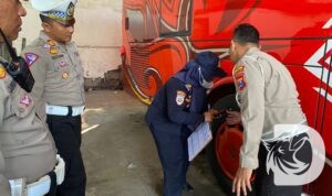 Polres Nganjuk Gelar Ramcheck ke PO Bus