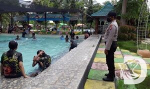 Anggota Polres Bondowoso patroli antisipasi 3C di libur Waisak