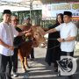 Polres Nganjuk Bersama Masyarakat Gelar Sholat Idul Adha dan Serahkan Daging Qurban