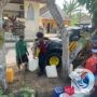 Polres Lumajang Distribusikan Air Bersih ke Warga Terdampak Kemarau