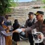 Pilkada Serentak 2024, Dirbinmas Polda Jatim Apresiasi Warga dengan Bagikan Makanan