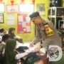 Kapolres Gresik Berbagi Makan Bergizi Gratis di MI Ma’arif NU Benjeng