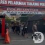 Satsamapta Polres Tanjung Perak Tangkap 11 Remaja Hendak Tawuran