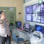 Tingkatkan Pelayanan Masyarakat, Kapolres Nganjuk Cek Pelayanan melalui Command Center