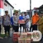 Polres Gresik bersama Forkopimda Salurkan Bantuan Sosial ke Warga Terdampak Banjir