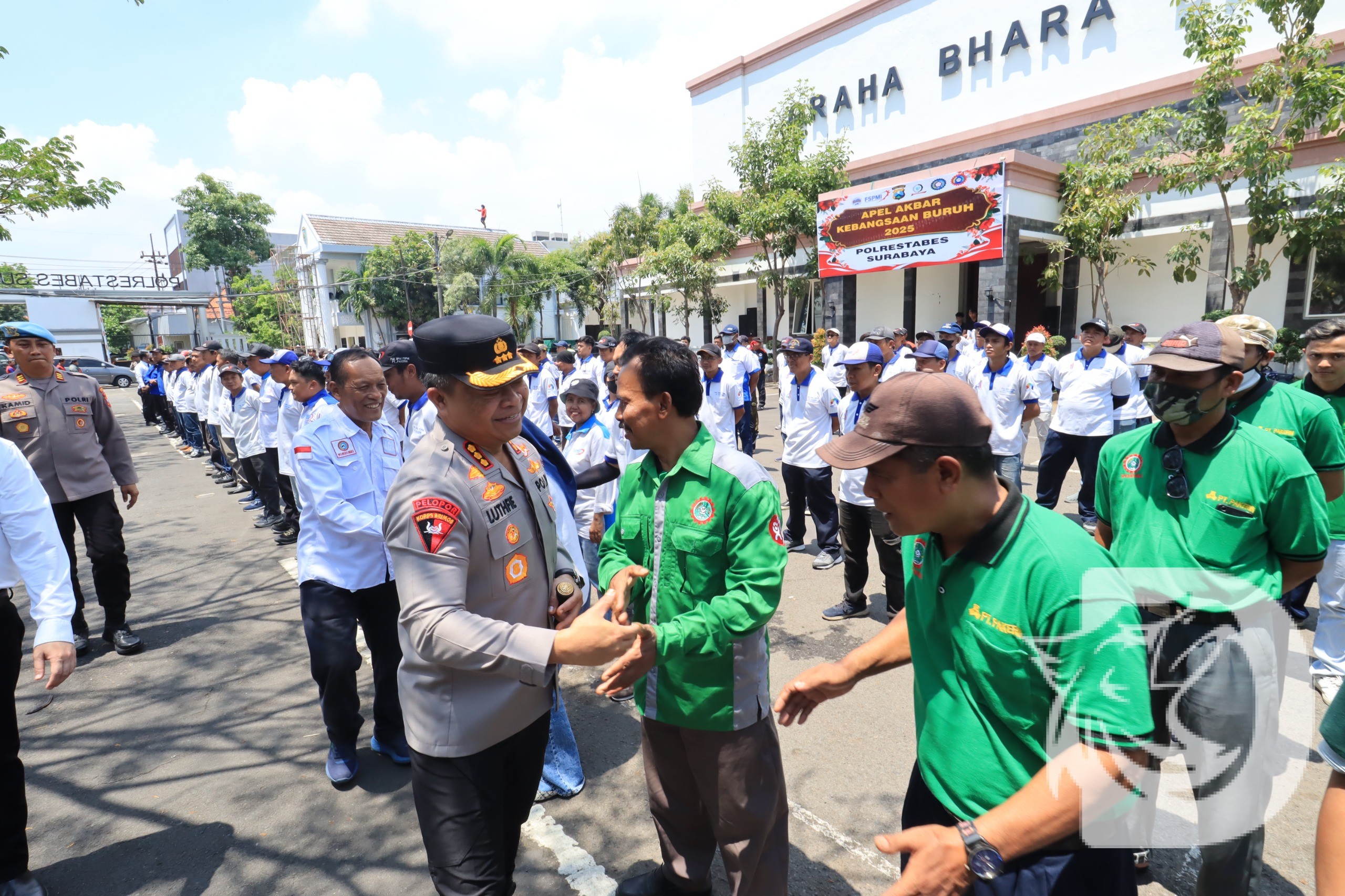 Kapolrestabes Surabaya Kombespol Luthfi Sulistiawan