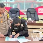 Kapolres Probolinggo AKBP M. Wahyudin Latif bersama perguruan silat sepakati perdamaian