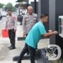 Polsek Pace di Jum’at Berkah Sediakan Nasi Bungkus Gratis untuk Masyarakat