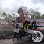 Polda Jatim bantu evakuasi barang terdampak erupsi gunung Semeru