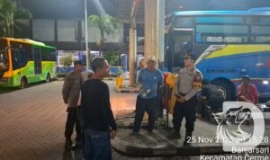 Polres Gresik bantu pulang Kakek asal Majalengka