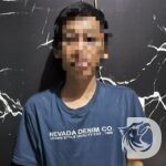 Tersangka diamankan Polisi beserta barang buktinya