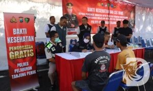 Satresnarkoba Pelabuhan Polres Tanjung Perak Surabaya gelar cek kesehatan gratis di gate pelabuhan Jamrud