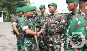 Kasrem 084/Bhaskara Jaya Kolonel Inf Nico Reza H. Dipura