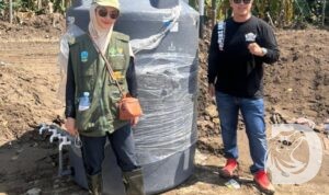 Tujuh toren disalurkan oleh Hendy Setiono dan dr Irmadita Citrashanty, sebagai amanah para donatur