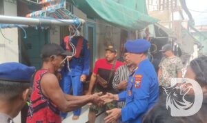 Satpolairud Polres Gresik bantu evakuasi Nelayan ditemukan meninggal dunia mengapung