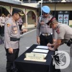 Kapolres Pelabuhan Tanjung Perak Surabaya AKBP Wahyu Hidayat saat gelar sertijab