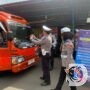 Polres Blitar Beri Layanan Kesehatan dan Edukasi Driver di Operasi Keselamatan Semeru