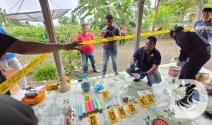 Polres Situbondo tangkap tersangka dan sita 5,1 Kg bubuk Mercon