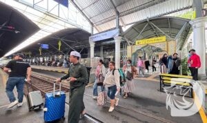 KAI Daop 8 Surabaya layani pelanggan perjalanan KA