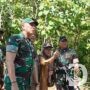 Danrem 084/BJ Dampingi Pangdam V/Brawijaya Kunjungi Pembangunan Jembatan Perintis Garuda