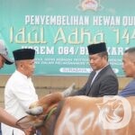 Danrem 084 Bhaskara Jaya Brigjen TNI Kohir serahkan hewan Qurban