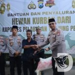 Polres Pelabuhan Tanjung Perak salurkan hewan Qurban