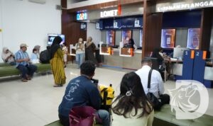Pengguna KAI Daop 8 Surabaya saat libur Iduladha