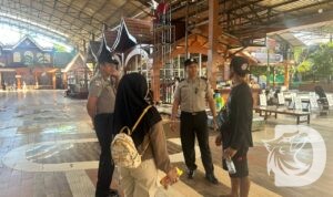 Polres Blitar patroli di lokasi wisata