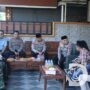 Wakapolda Jatim bersama Kapolres Gresik Takziah ke Keluarga Kusaeni