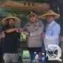 Polsek Kenjeran Salurkan Bantuan Bibit dan Obat Hama ke Poktan Nandur Makmur